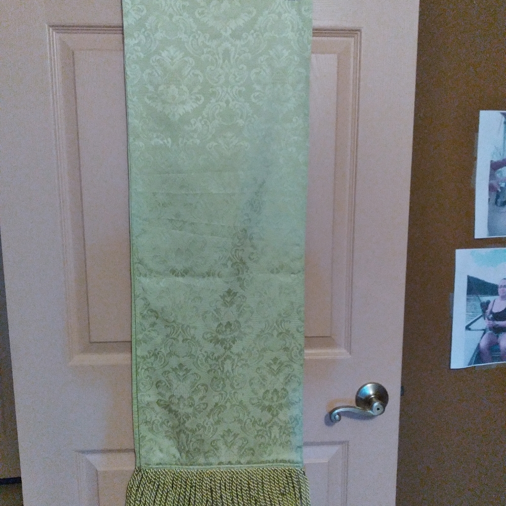 Table runners